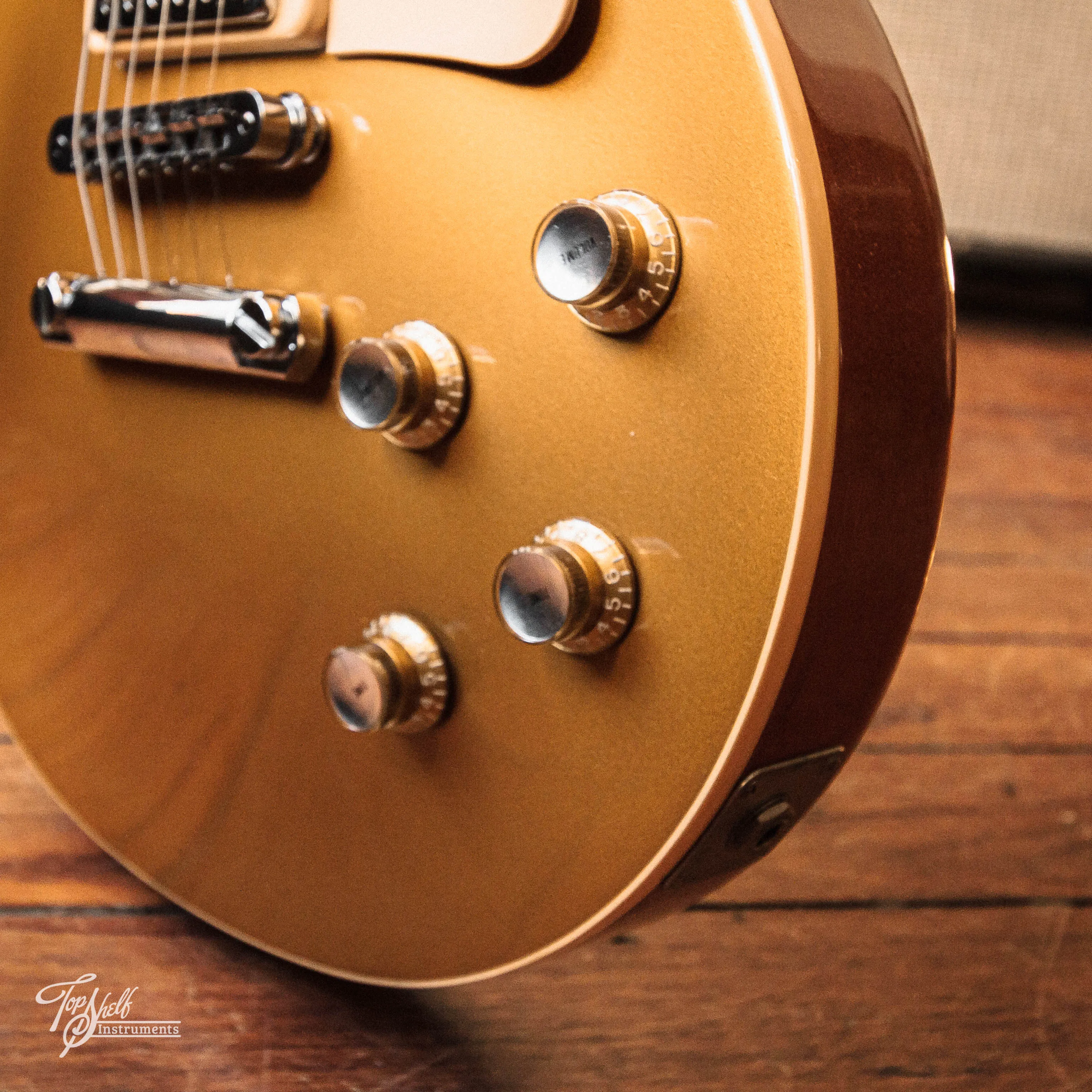 Gibson Les Paul Deluxe 30th Anniversary Reissue Gold Top 2001