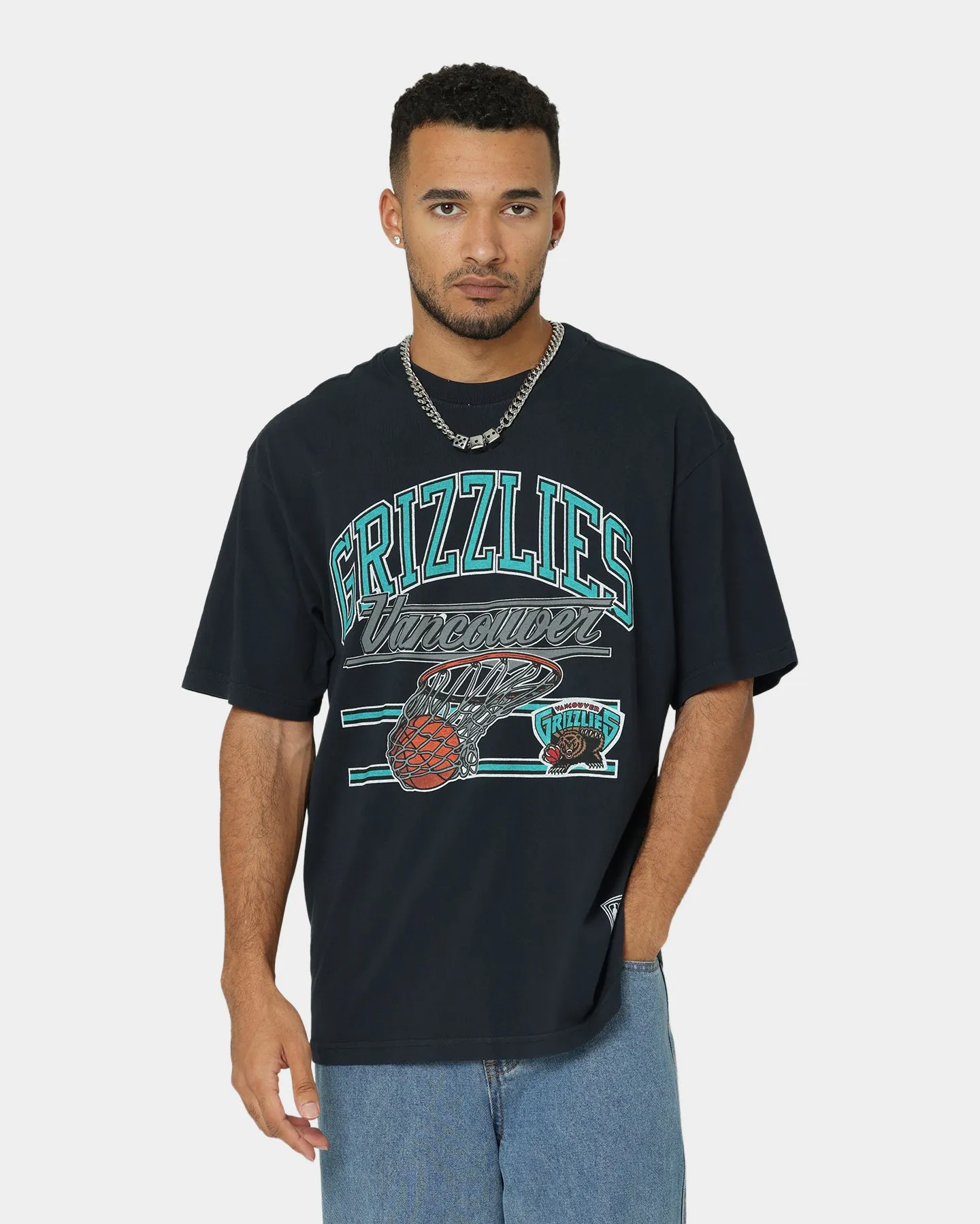 Mitchell & Ness Vancouver Grizzlies Hoop Vintage T-Shirt Faded Black