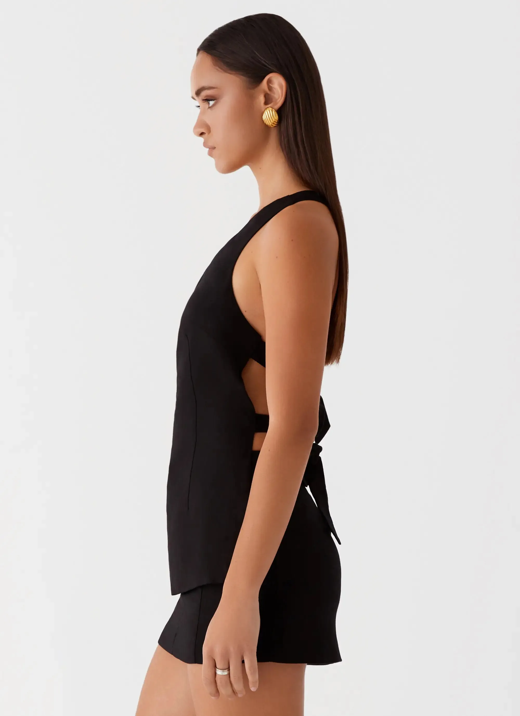 Olsen Linen One Shoulder Top - Black