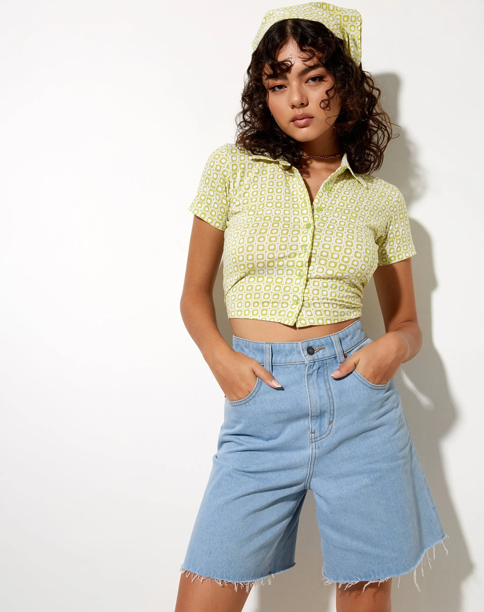 Wuma Cropped Shirt in Green Geo Retro